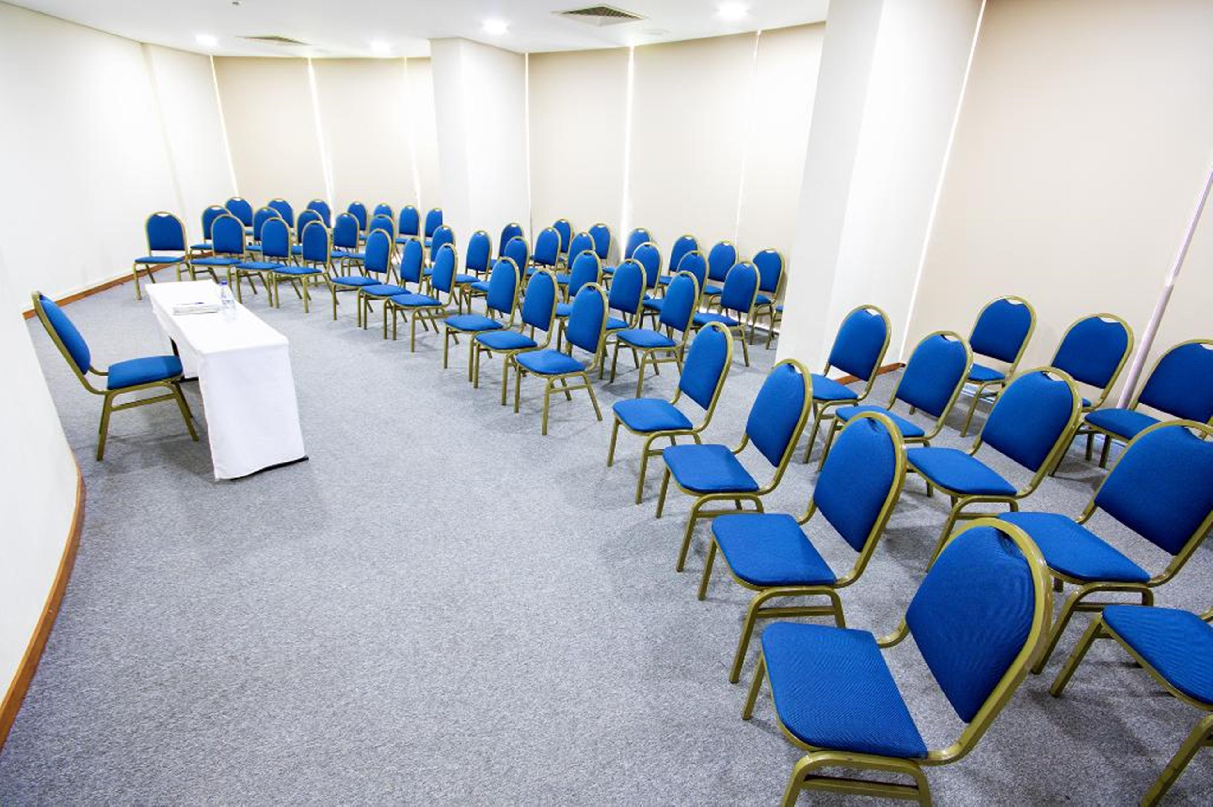 Hotel Golden Park Internacional Foz & Convencoes By Nacional Inn ฟอสดูอีกวาซู ภายนอก รูปภาพ