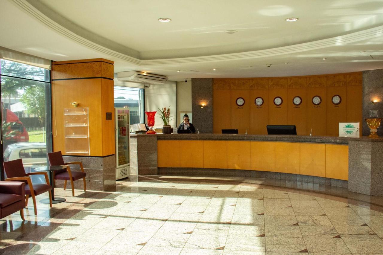 Hotel Golden Park Internacional Foz & Convencoes By Nacional Inn ฟอสดูอีกวาซู ภายนอก รูปภาพ