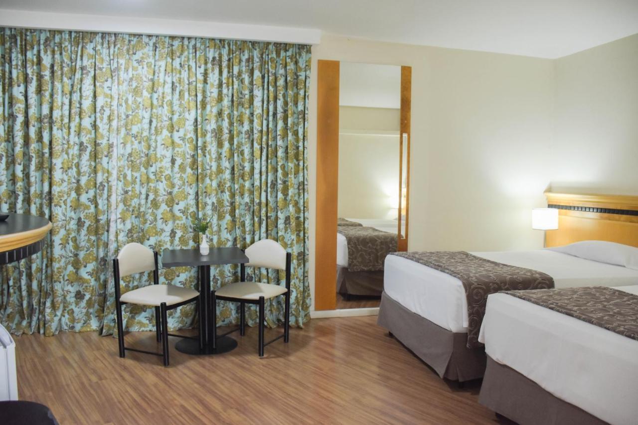 Hotel Golden Park Internacional Foz & Convencoes By Nacional Inn ฟอสดูอีกวาซู ภายนอก รูปภาพ