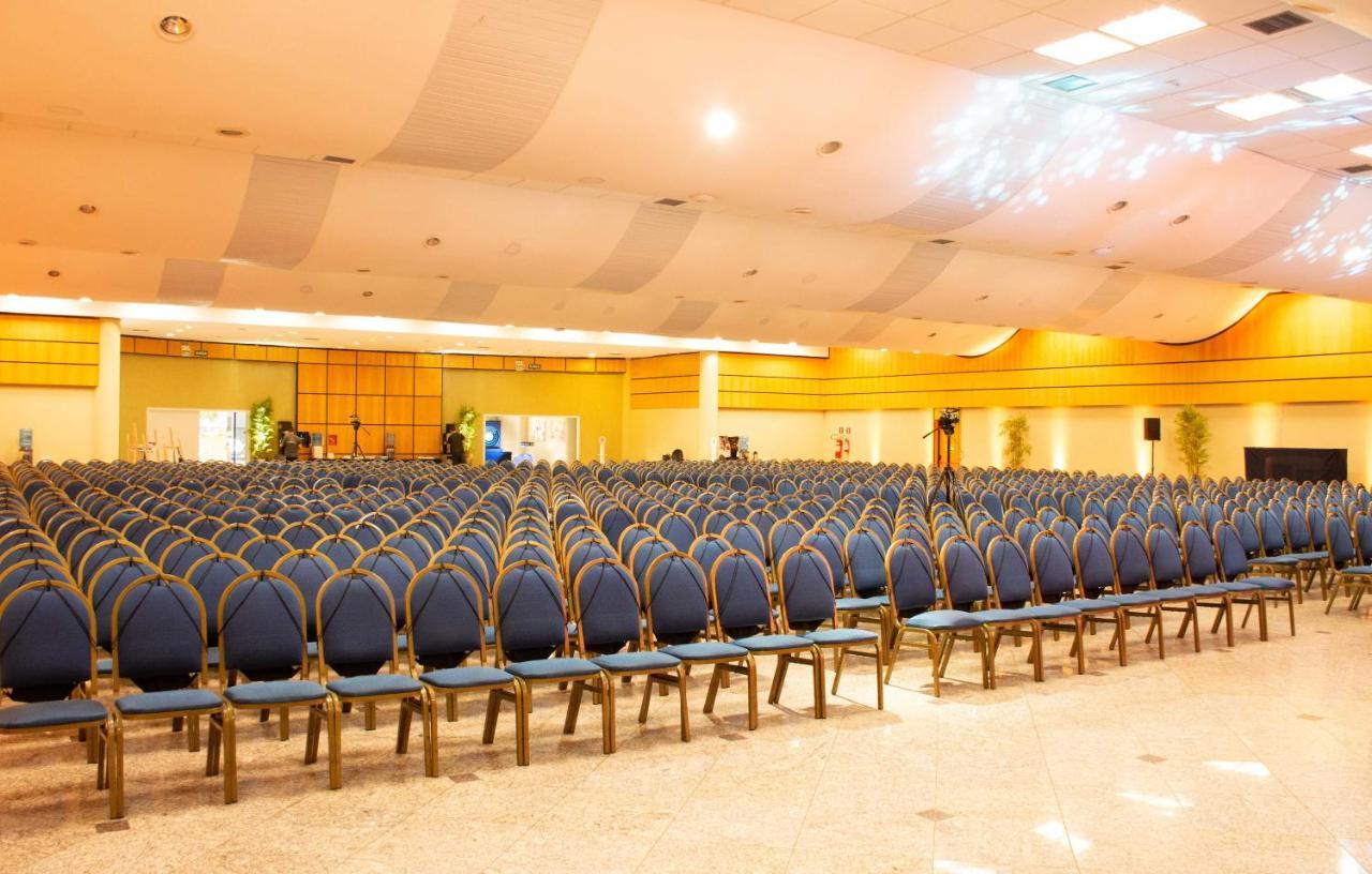 Hotel Golden Park Internacional Foz & Convencoes By Nacional Inn ฟอสดูอีกวาซู ภายนอก รูปภาพ