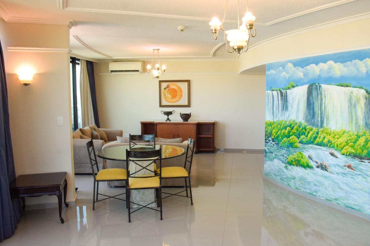 Hotel Golden Park Internacional Foz & Convencoes By Nacional Inn ฟอสดูอีกวาซู ภายนอก รูปภาพ