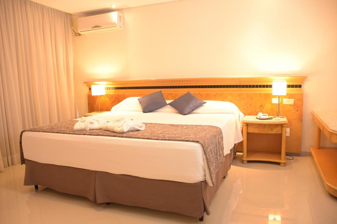 Hotel Golden Park Internacional Foz & Convencoes By Nacional Inn ฟอสดูอีกวาซู ภายนอก รูปภาพ