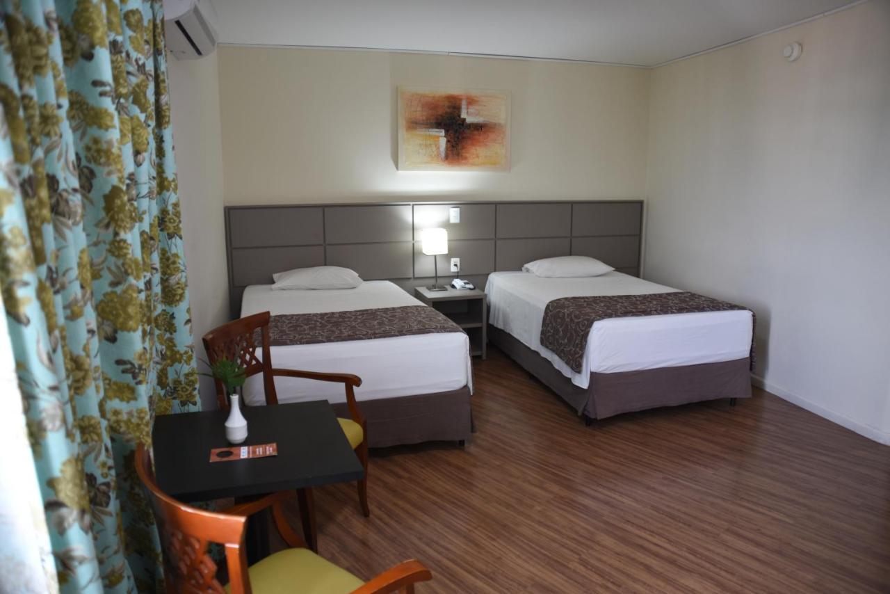 Hotel Golden Park Internacional Foz & Convencoes By Nacional Inn ฟอสดูอีกวาซู ภายนอก รูปภาพ