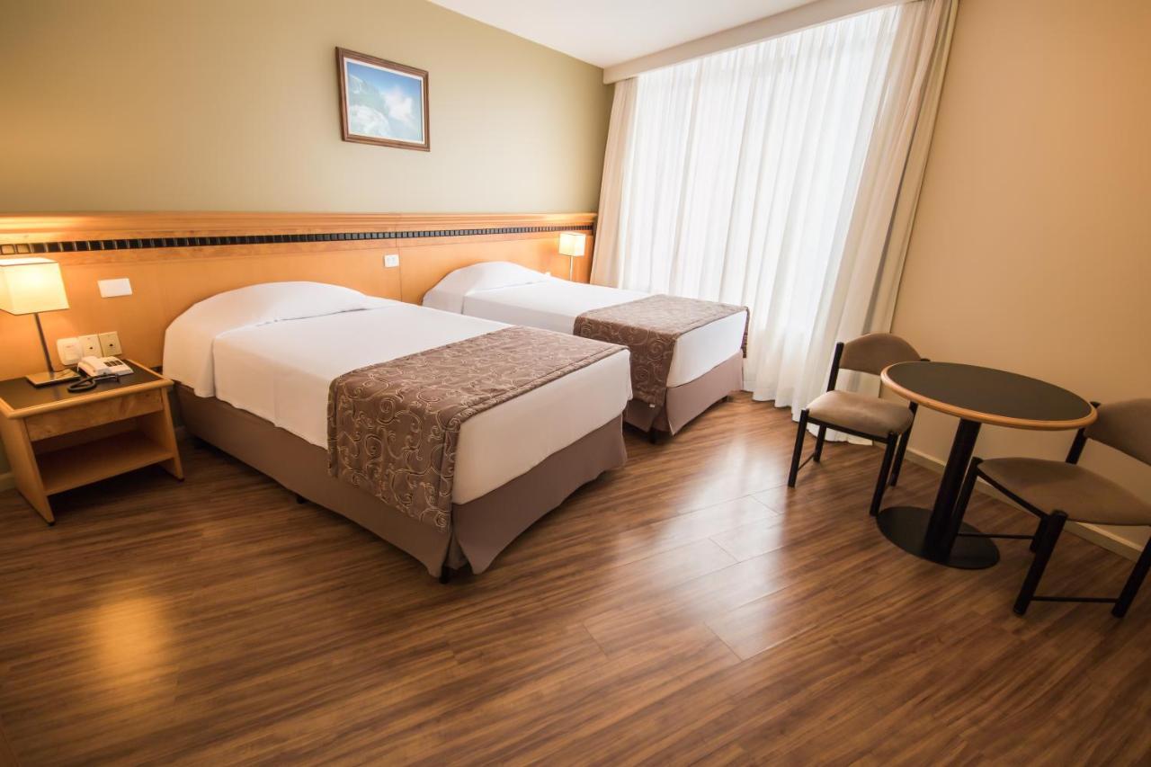 Hotel Golden Park Internacional Foz & Convencoes By Nacional Inn ฟอสดูอีกวาซู ภายนอก รูปภาพ